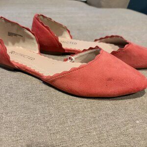 Restricted Shoes Womens Pointed Toe Faux Suede Flats- Size 8